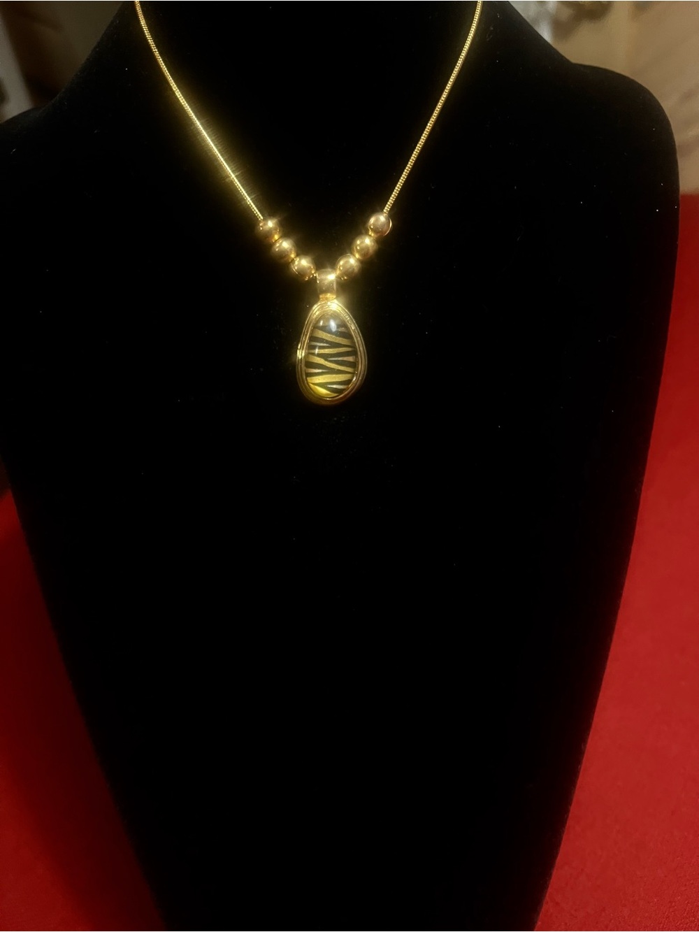 Gold Teardrop Zebra-Striped Pendant Necklace - Women Jewelry